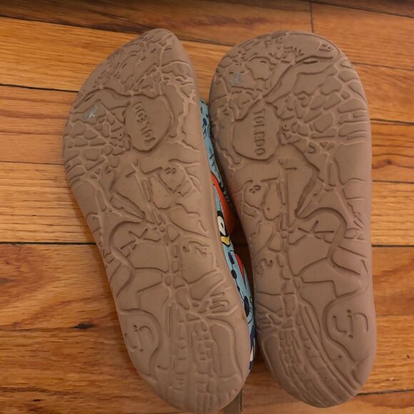 UIN Women's Blue Ocean Travel Fashion Walking Art Toledo Shoe Size 7 - Picture 4 of 7